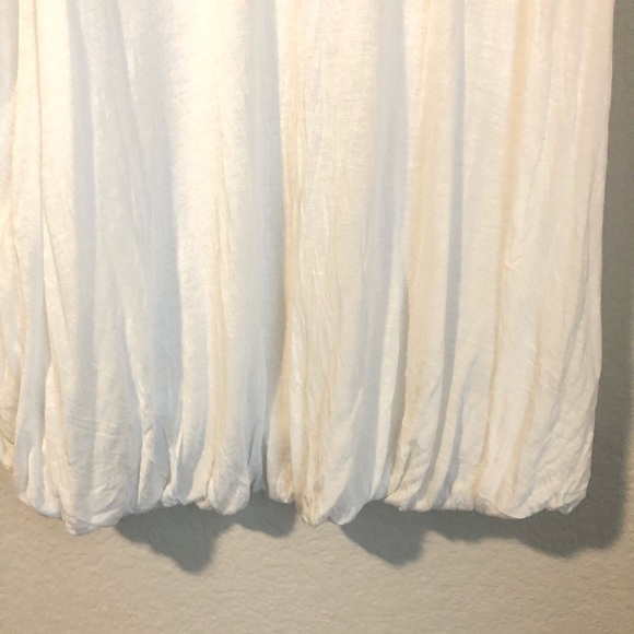 Twentyone white trimmed ruffled adjustable spaghetti straps tank top size large - Picture 7 of 13